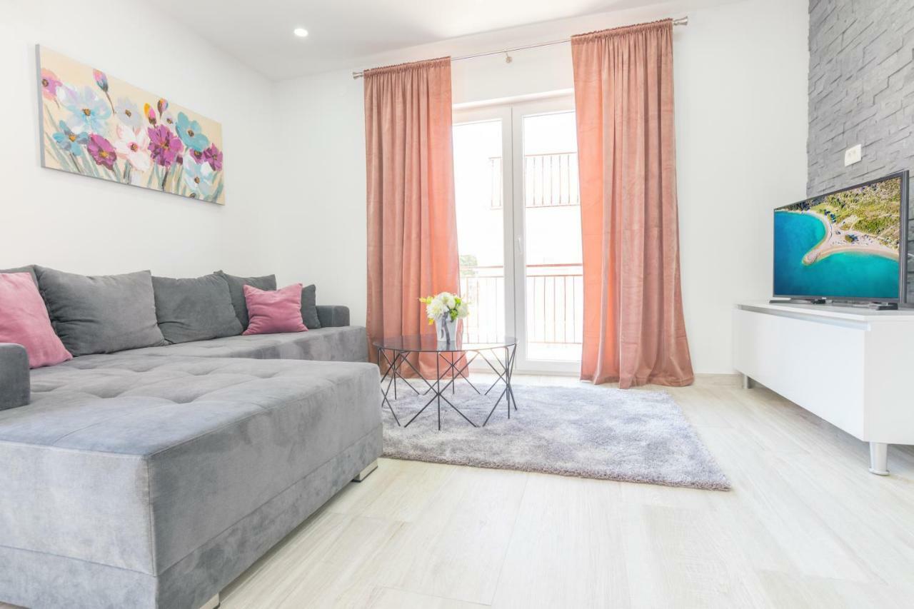 Apartmani Zora Makarska Exterior photo